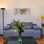 2b Castegner With Garden & Free Parking Pula