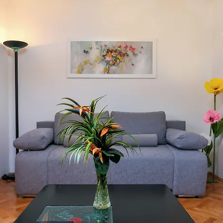 דירה 2b Castegner With Garden & Free Parking פולה